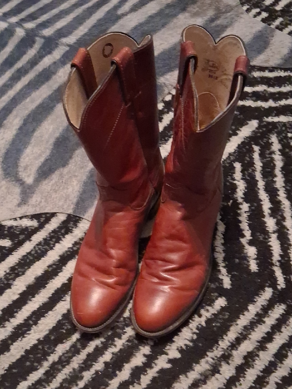 Justin Boots Red-Brown Leather Western Pull-On Boots